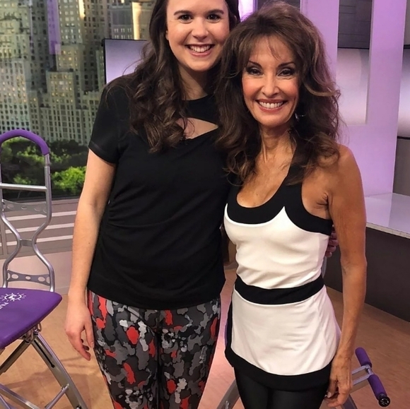 Susan Lucci Collection Black Peekaboo Cap Sleeve Tee Shirt Size 1X - Picture 12 of 12